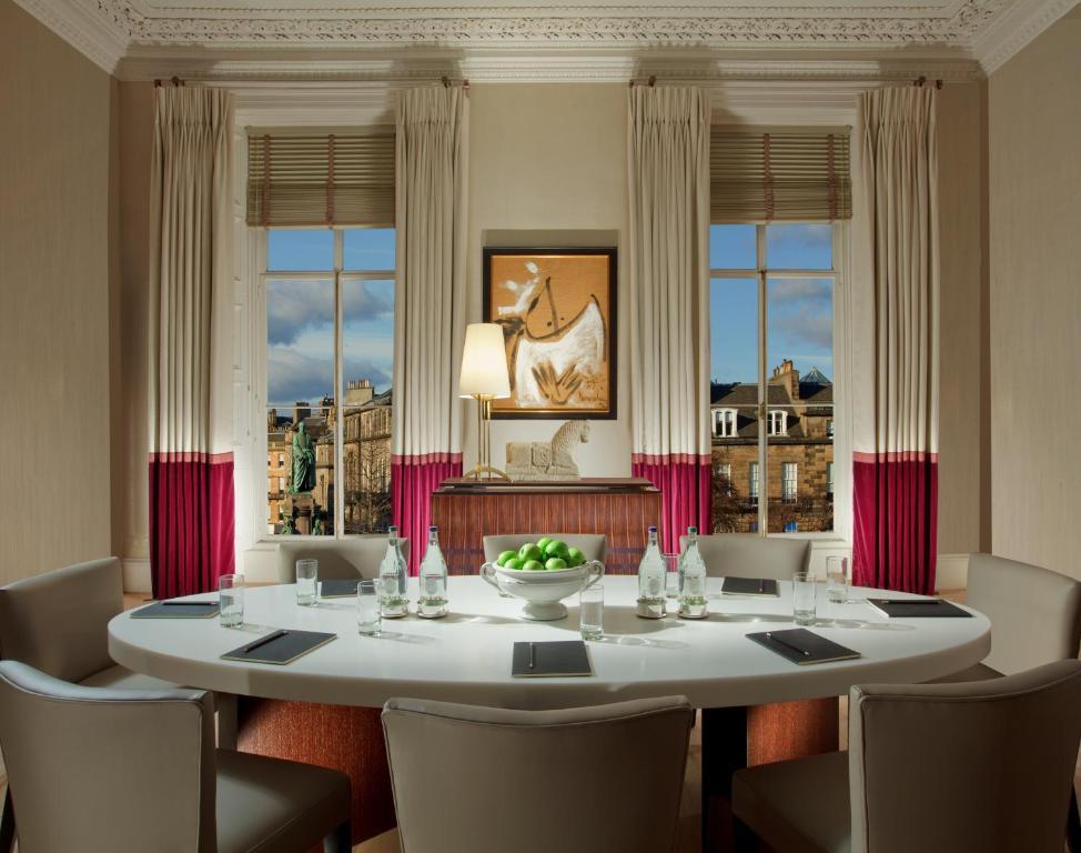 The Atholl Hotel Edinburgh Exterior photo